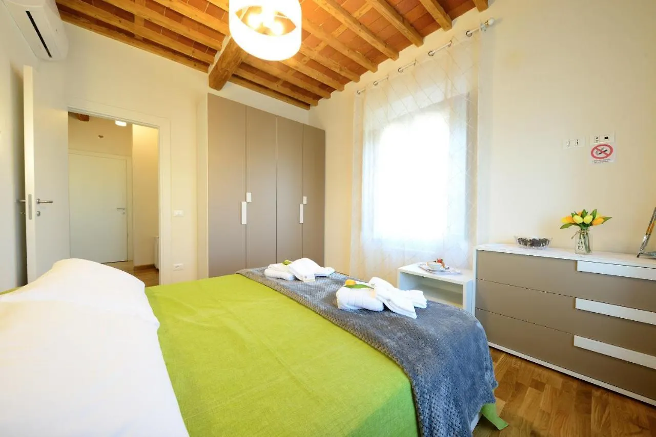 Dimora F F Famiglia Fanucchi Villa Lucca 0*,  Italy