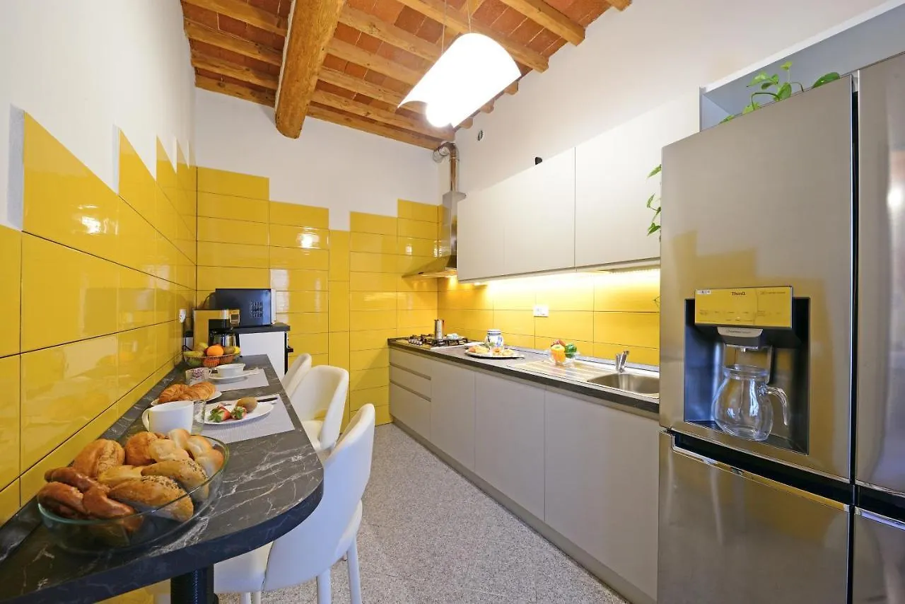 Dimora F F Famiglia Fanucchi Villa Lucca