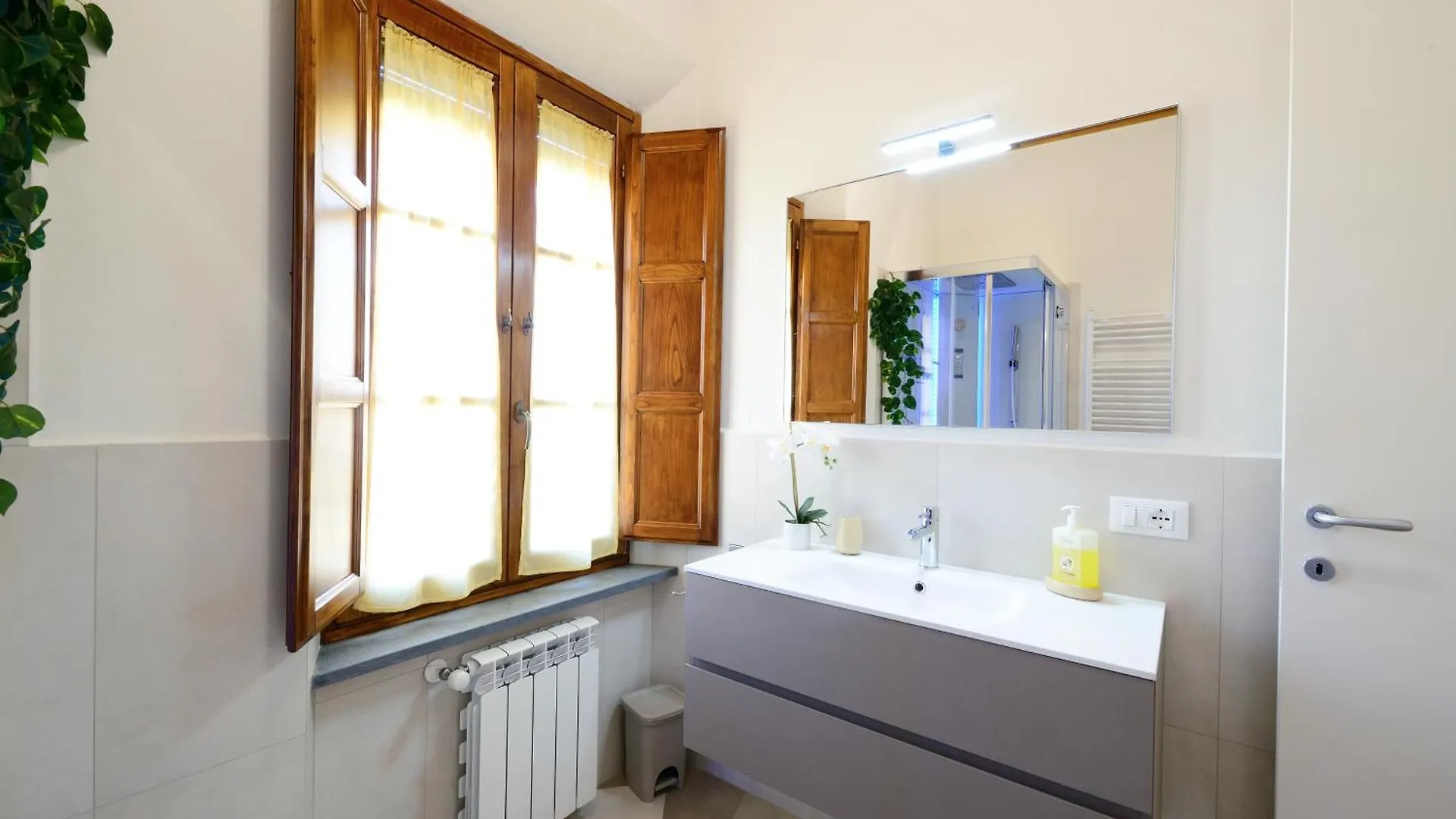 Dimora F F Famiglia Fanucchi Villa Lucca Italy