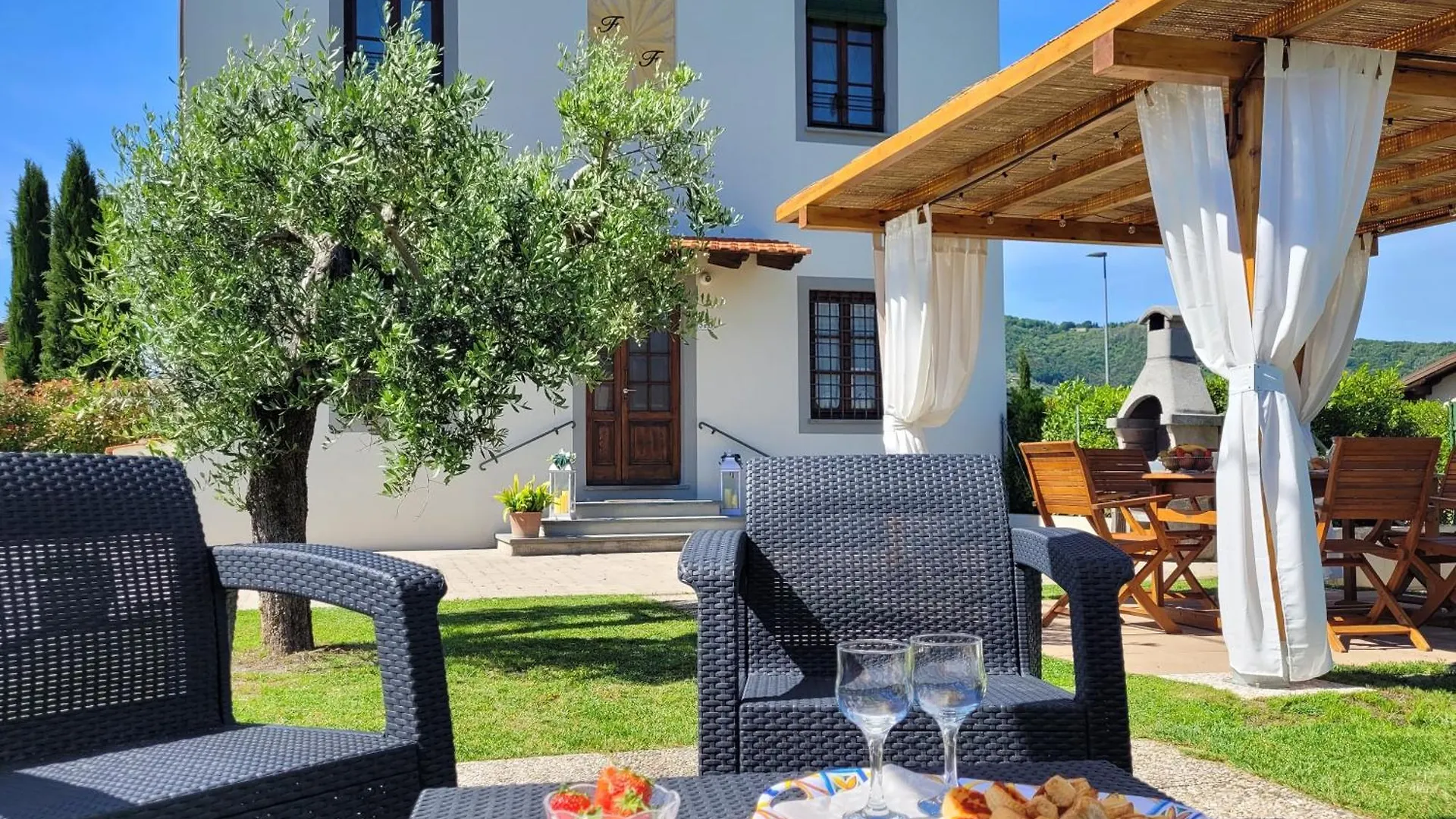 Dimora F F Famiglia Fanucchi Villa Lucca